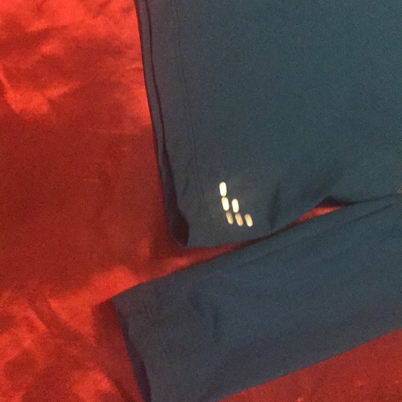 BCG Long sleeve active wear shirt - Picture 3 of 4